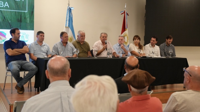 Busso se reunió con los Consorcios Camineros y la Comisión de Enlace