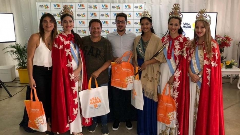 La Reina del Poncho promociona Catamarca en el Festival de Peñas de Villa María