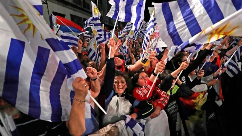 Uruguay se va a ballotage para elegir a su próximo presidente
