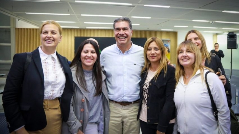 Capitanich destacó “la vocación de servicio” de trabajadores del Nuevo Banco del Chaco