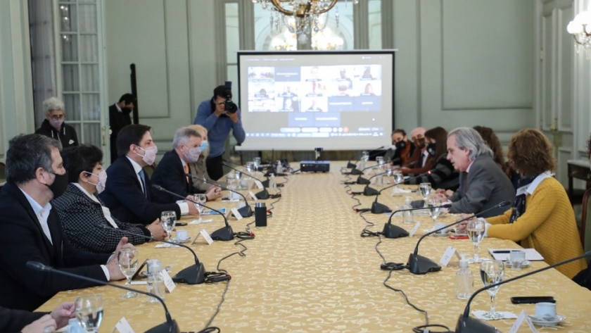 Presentación en Cancillería de iniciativas legislativas en educación