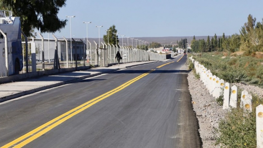 Inauguraron 10 cuadras de asfalto en calle Saavedra