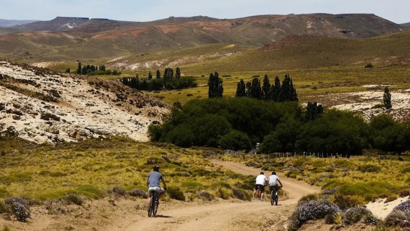 Verano en la Estepa Rionegrina: relax garantizado y encantos naturales para vivir una vacaciones épicas