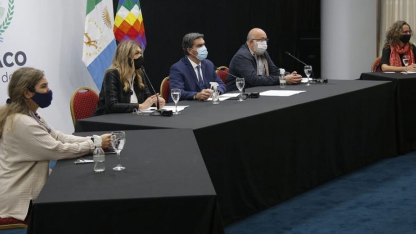 Abastecimiento local y arraigo a la tierra: el gobernador presentó el programa de producción y comercialización de alimentos chaqueños