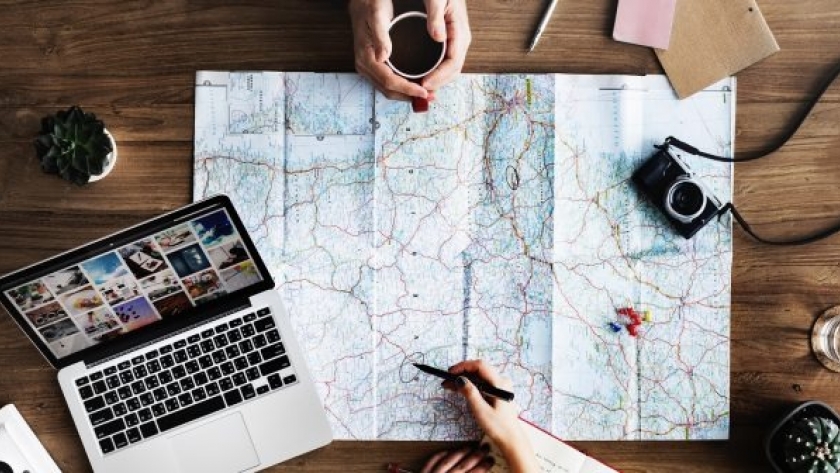 Cómo organizar y planificar el trabajo durante las vacaciones para maximizar el descanso