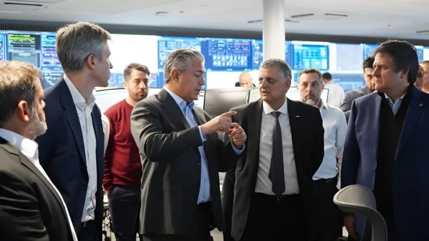 YPF inauguró en Neuquén el mayor centro operativo en tiempo real para potenciar Vaca Muerta