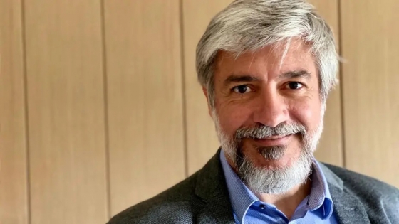 Ricardo Delgado analiza los desafíos y el potencial de crecimiento en una economía en evolución