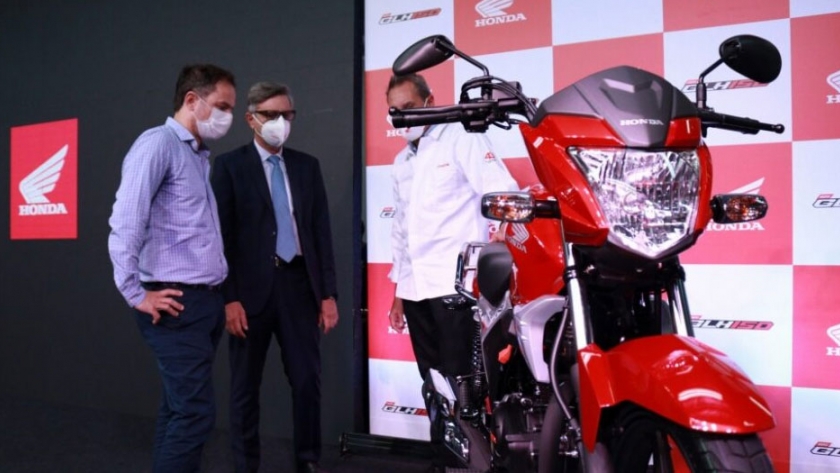 Bianco participó en el lanzamiento de un nuevo modelo de motocicleta producido por Honda