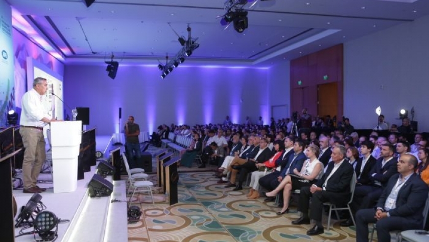 Mendoza sigue impulsando la industria hidrocarburífera y es sede del Conexplo