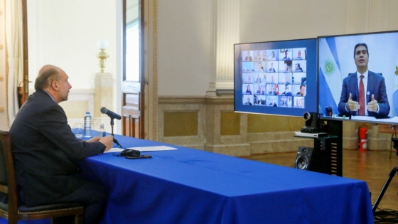 Perotti participó del 4º encuentro de Gobernadores por los bajos submeridionales