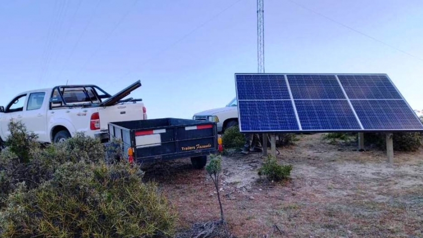 Energía solar en áreas protegidas: turismo comenzó a instalar paneles en Punta Tombo