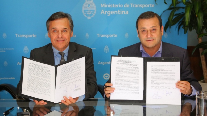 Misiones: el Ministerio de Transporte firmó un convenio para refaccionar la Terminal de Ómnibus de San Pedro