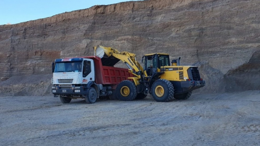 Avanza el plan de modernización de minería en Mendoza con registros digitales y reglamentación ambiental