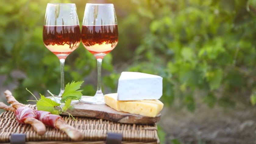 Las maravillas del vino rosado, un placer suave y fresco