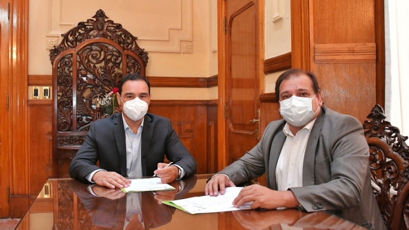 El gobernador Valdés rubricó convenios para construcción de obras en El Sombrero