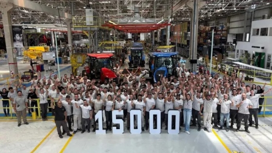 CNH Industrial celebra un hito histórico en Argentina con su tractor número 15.000