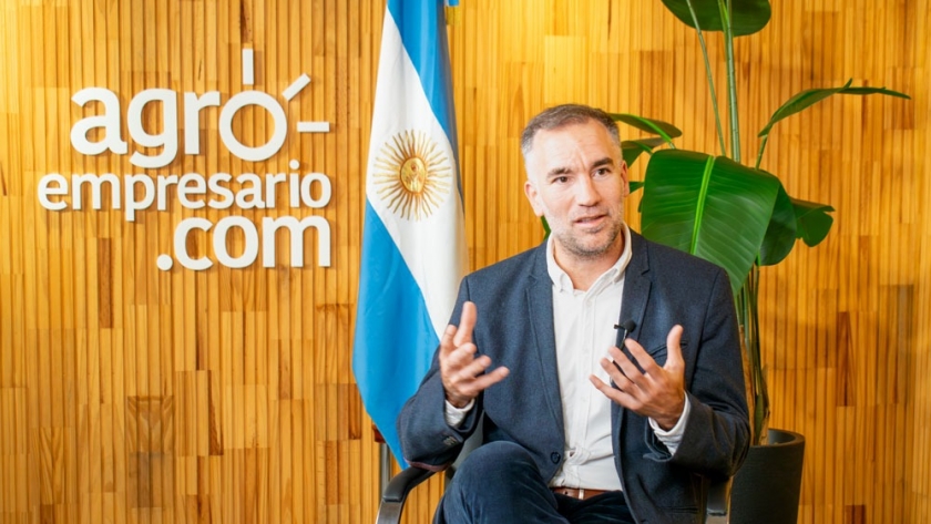 Luis Silva: "El trabajo históricamente estaba en las manos, cada vez más está en la cabeza y en el corazón"