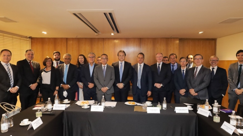 Scioli se reunió con la Asociación Nacional de Fabricantes de Automotores de Brasil