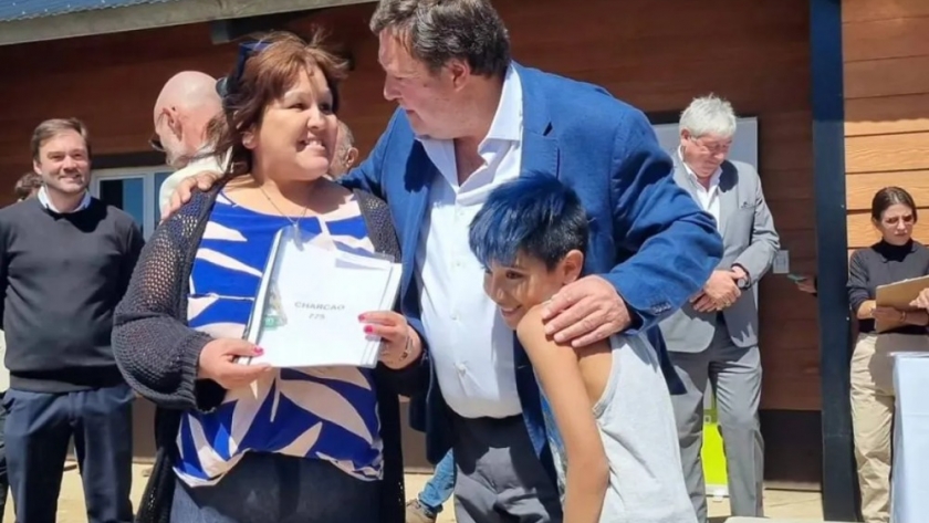 75 familias barilochenses cumplieron el sueño de la casa propia