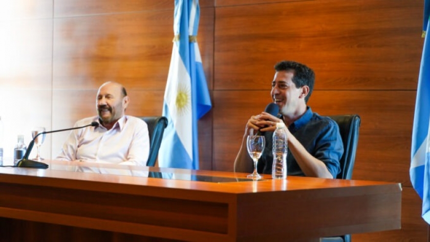 Insfrán y Wado De Pedro participaron del Conversatorio de Formación Política con jóvenes