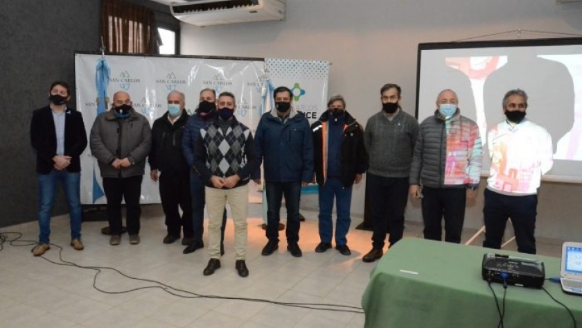 Economía participó en el lanzamiento de la Red San Carlos Produce