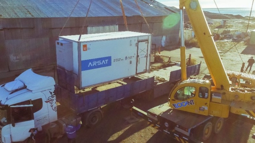 Llegaron a la provincia los equipos que mejorarán y ampliarán la conectividad web en Tierra del Fuego