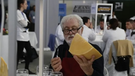 <De los quesos con ojos, cuál es el mejor de la Argentina: el experto que lideró un certamen y destacó la calidad de la producción local