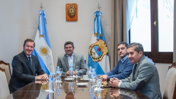 El gobernador Marcelo Orrego recibió al secretario de Comunicación y Prensa de la Nación