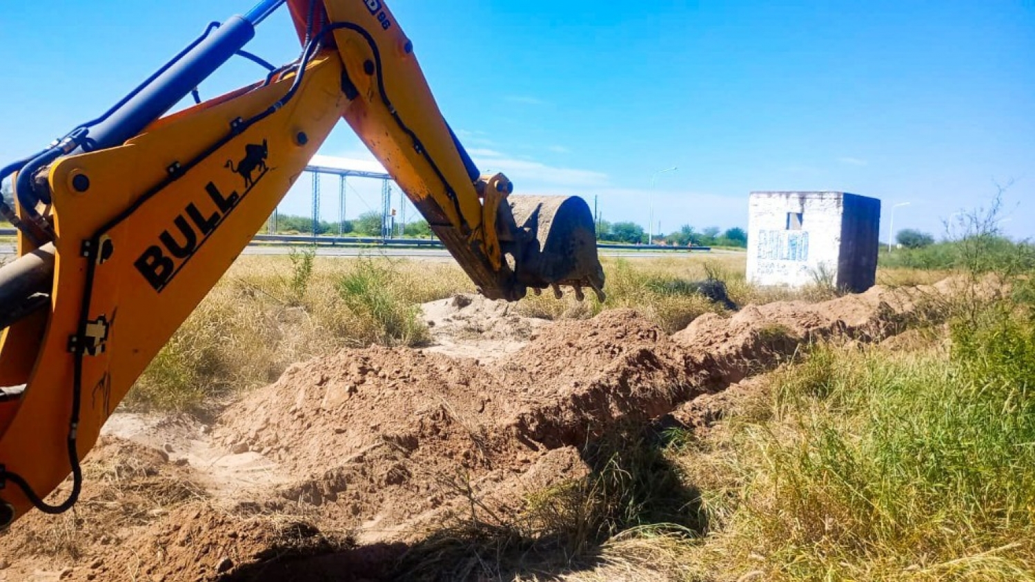 La Rioja avanza con un nuevo acueducto en Talamuyuna para mejorar la presión de agua en viviendas del sector