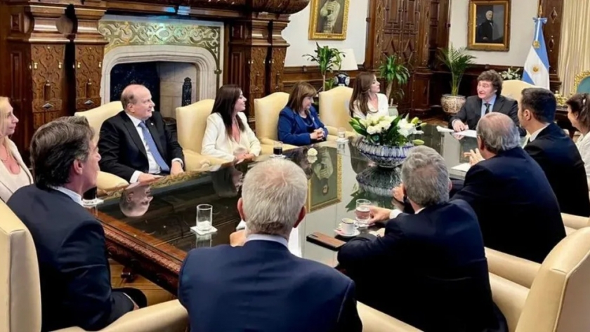 Javier Milei encabezó una nueva reunión de Gabinete en Casa Rosada
