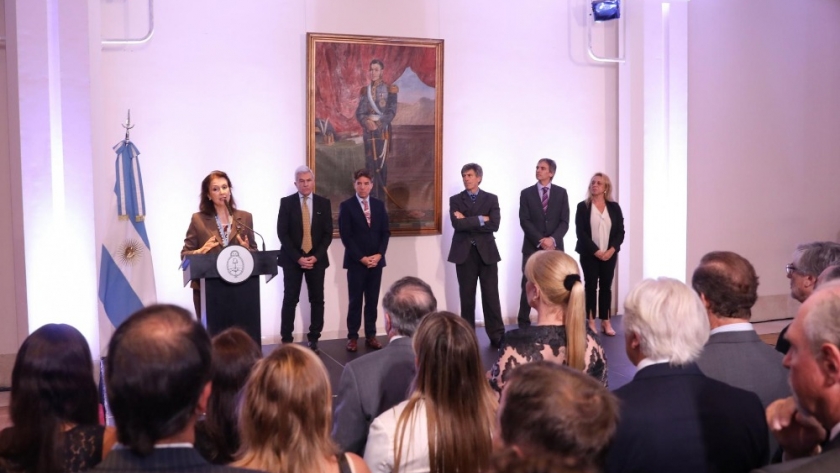 La canciller Diana Mondino presentó en el Palacio San Martín a su equipo de funcionarios