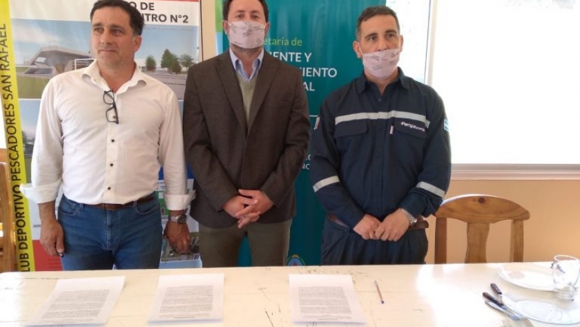 Ambiente firma acuerdo para optimizar el manejo de la pesca en San Rafael