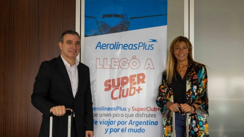 Santander y Aerolíneas Argentinas sellan una alianza para sumar Aerolíneas Plus al programa de beneficios SuperClub+