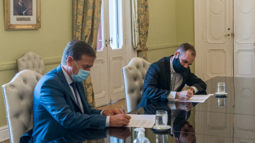 Guzmán y De Pedro firmaron con el gobernador de Mendoza un nuevo acuerdo del Fondo Fiduciario para el Desarrollo Provincial