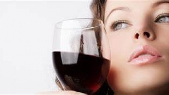 El vino sin alcohol y los increíbles beneficios que aporta a la piel según un estudio