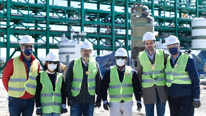 Kulfas recorrió la planta de Livent, la productora de litio en Argentina que invertirá U$S1.100 millones en el país