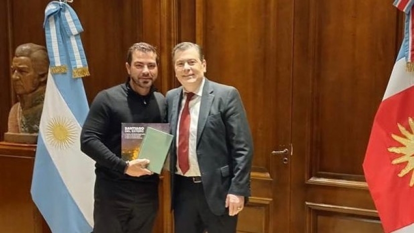 El consultor político estadounidense Freddy Balsera, visitó Santiago del Estero