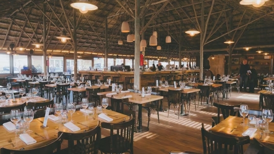 El nuevo restaurante de La Rural: cómo es la experiencia de campo argentino en la ciudad y la historia de su nombre