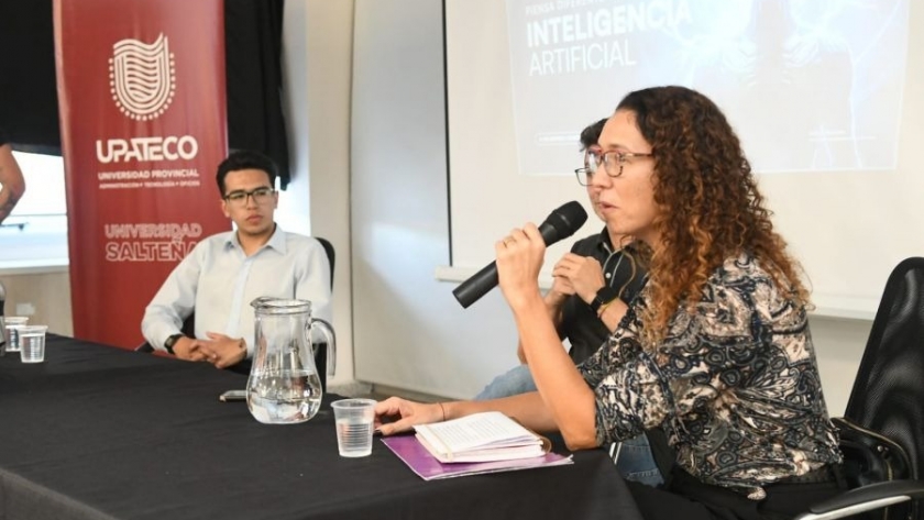 A sala llena se realizó el segundo encuentro del ciclo de charlas de la UPATecO