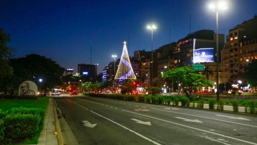La Ciudad se ilumina para recibir las Fiestas