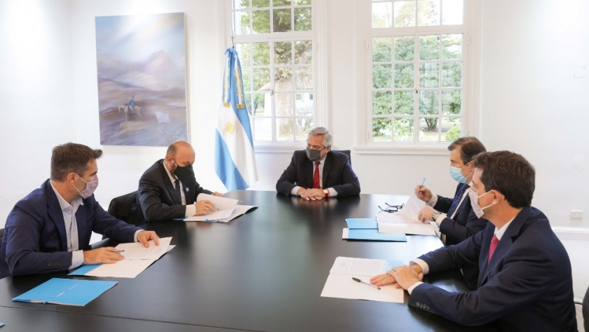 El Gobierno nacional envía fondos para desarrollar el sector eléctrico de Santiago del Estero y Formosa