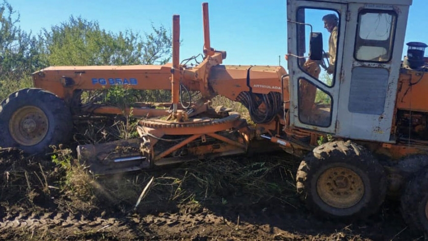 Vialidad ejecuta tareas de conservación en el departamento Nogoyá