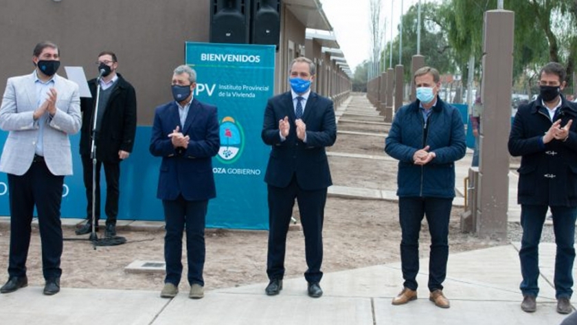 "Los Milagros" fue el tercer barrio que se entregó en Maipú en lo que va de la gestión