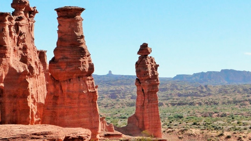 Talampaya y Valle de la Luna: dos destinos imperdibles