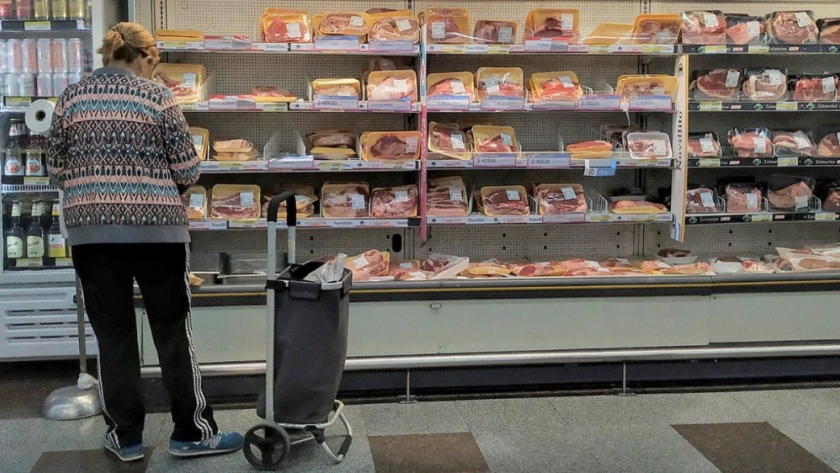 El Gobierno cerró por 30 días las exportaciones de carne vacuna