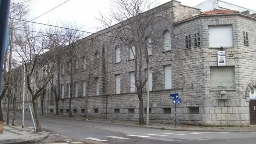 Picosatélite diseñado en el Instituto Industrial Pablo Tavelli de Mar del Plata colaborará con la pesca argentina