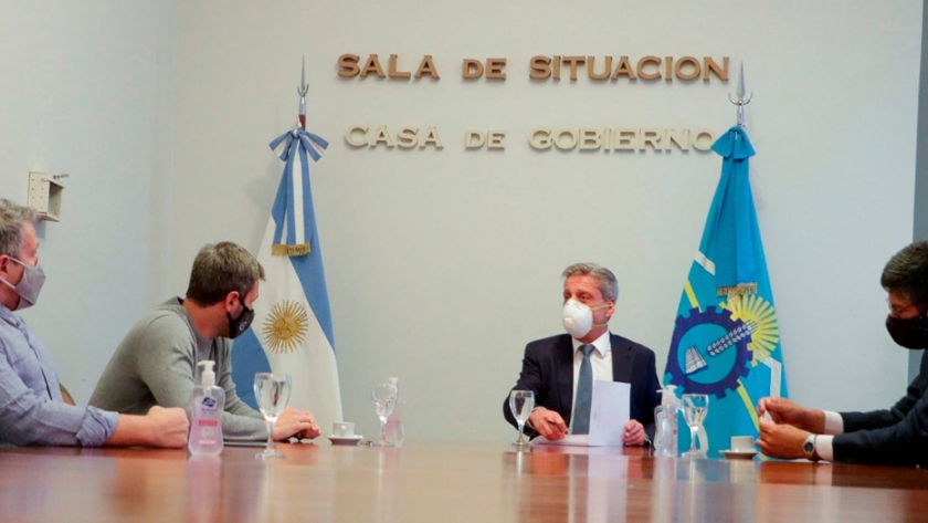 Previo al inicio de la temporada en aguas provinciales, Arcioni recibió a representantes del sector pesquero