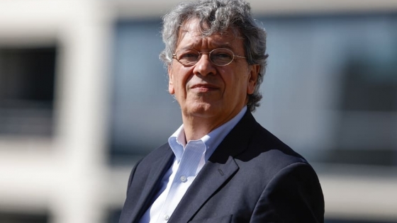 Raúl Katz: “Argentina necesita dos grandes operadores para impulsar la inversión en telecomunicaciones”