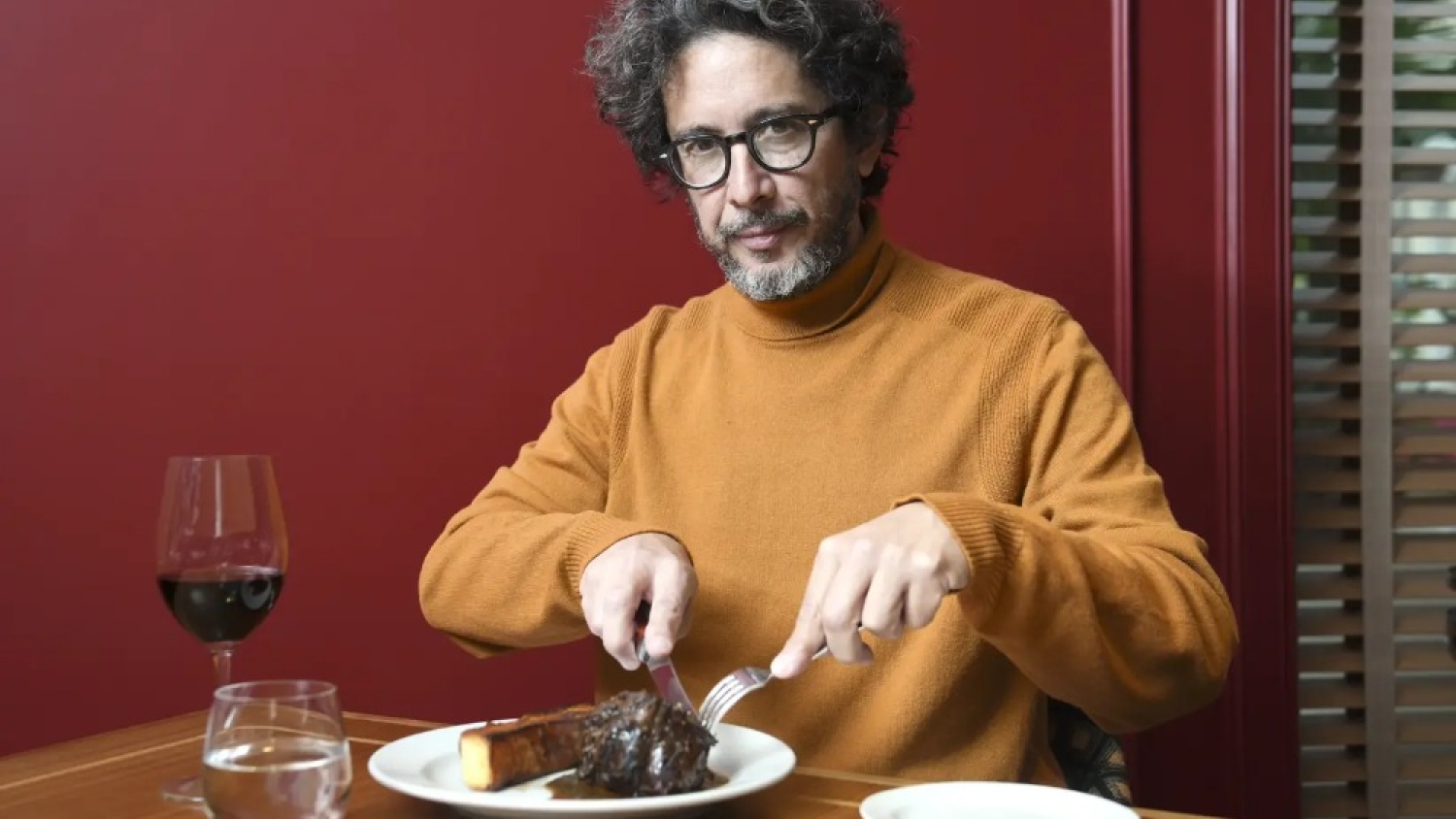 De un bar de tres mesas a un holding de gastronomía y vinos