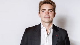 Ualá suma USD 195 millones y eleva su valuación a USD 3.200 millones con respaldo de Allianz